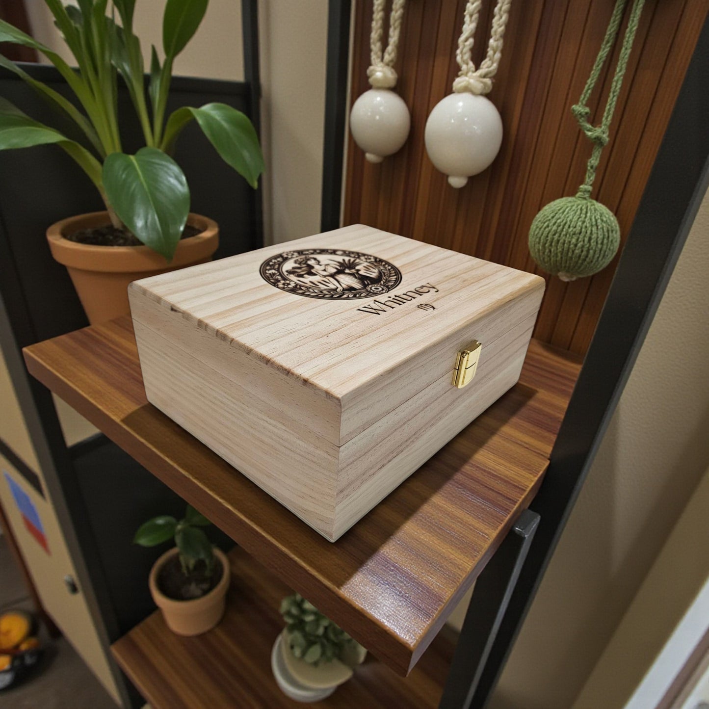 Personalized Zodiac Design Keepsake Box