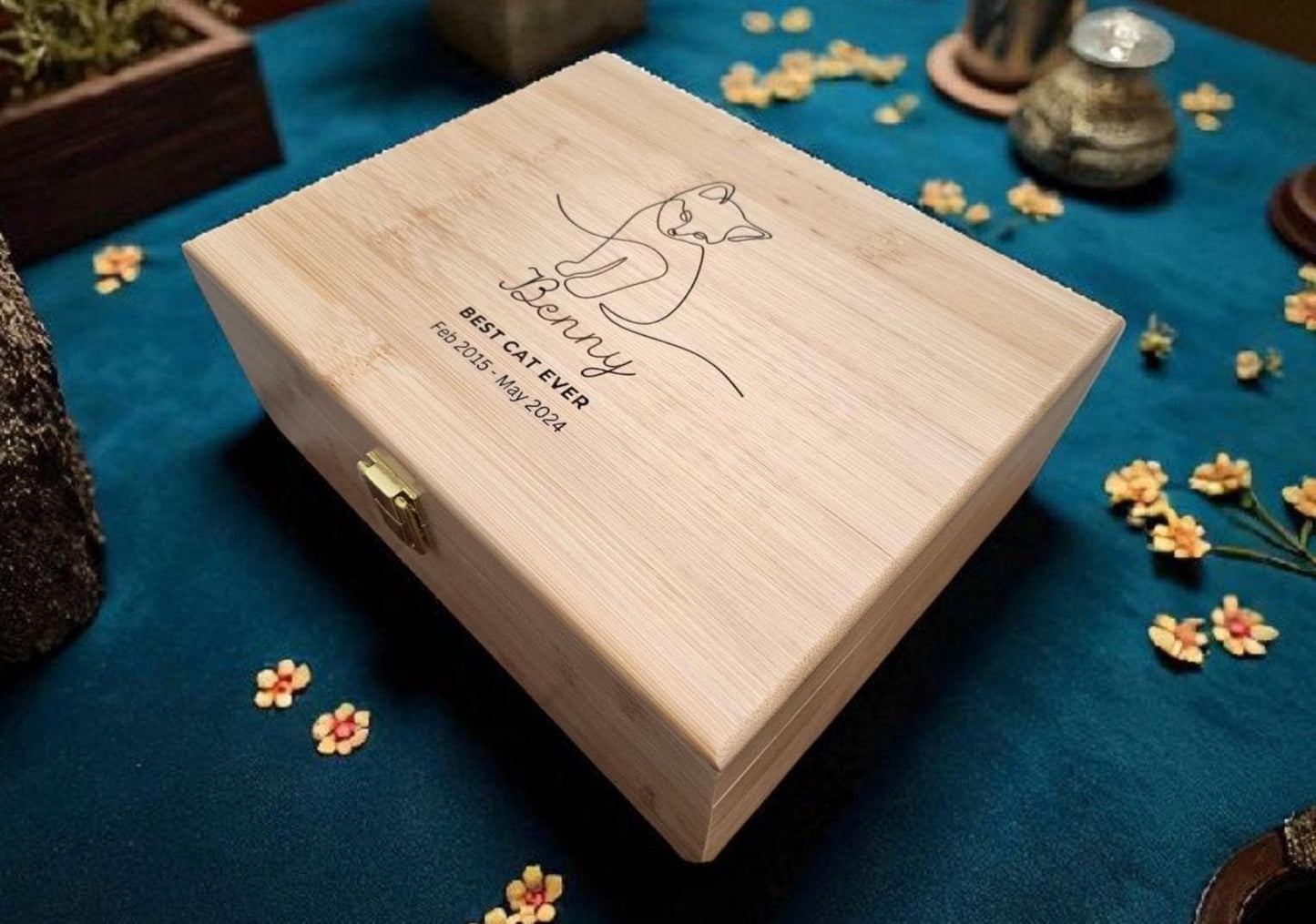 Personalized Cat Memorial Keepsake Box – Wooden Pet Memory Chest | Pine or Bamboo (8x10x4)